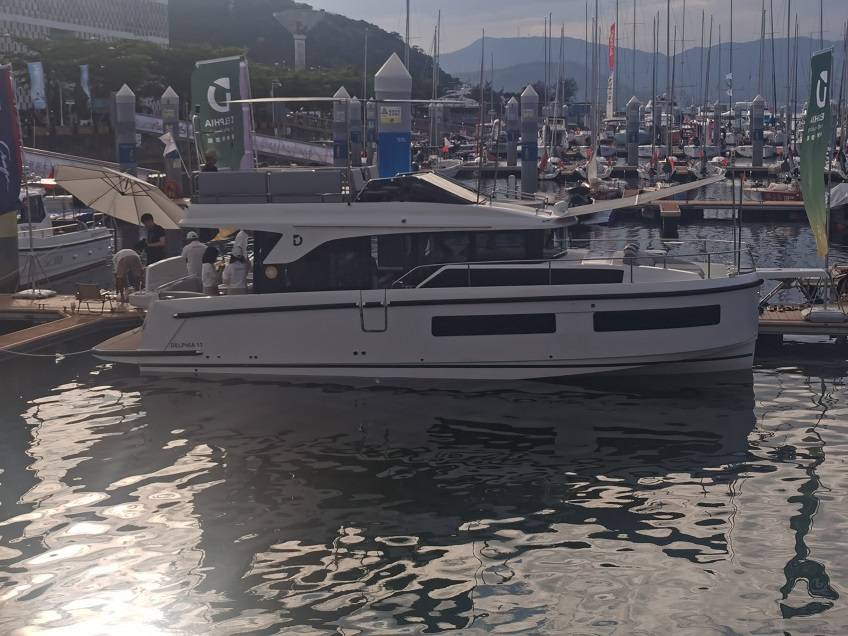 [现船]纯电版德尔菲Delphia 11 Flybridge