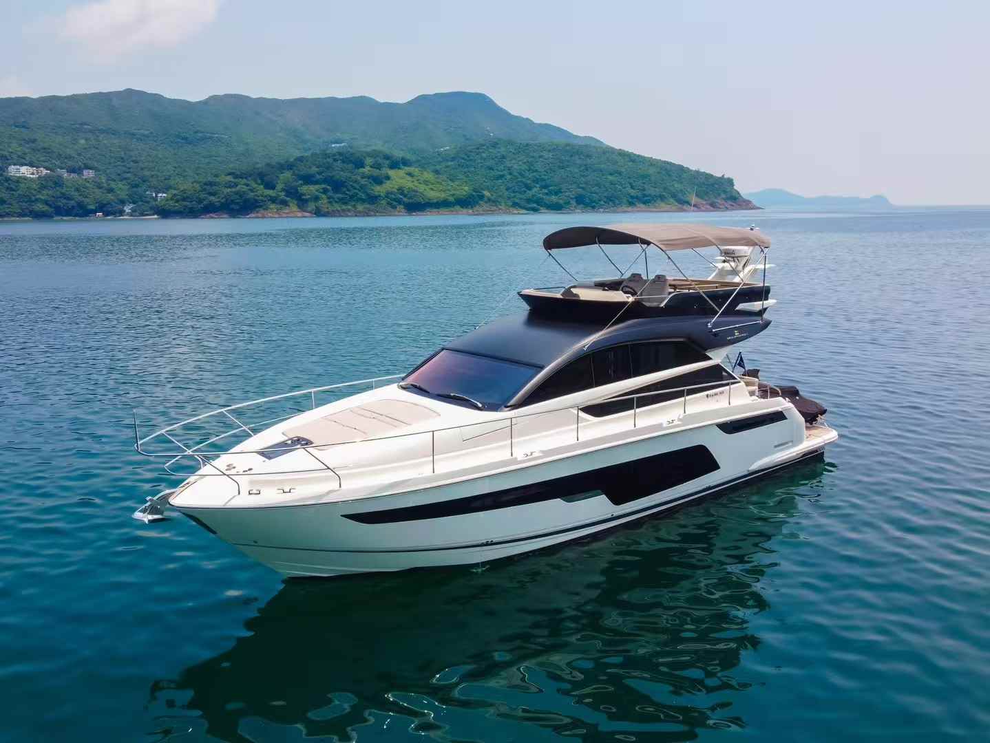 菲尔兰Fairline 50尺豪华游艇